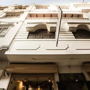 Hotel Aakash Ganga, Varanasi